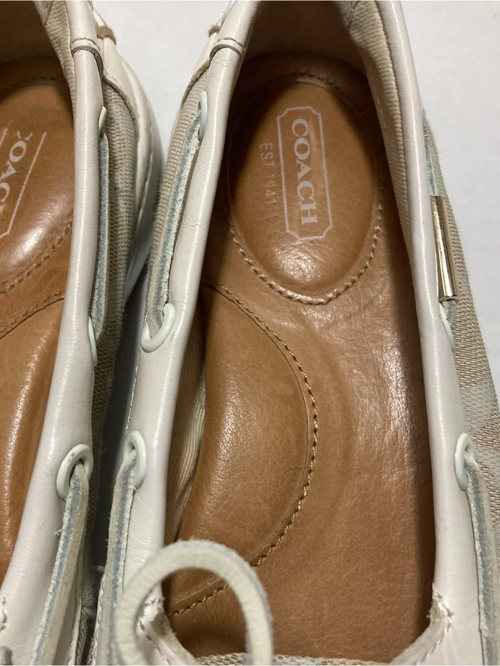 Coach Richelle Signature Canvas Boat Shoes Loafers Cream Women Size 7 Preppy